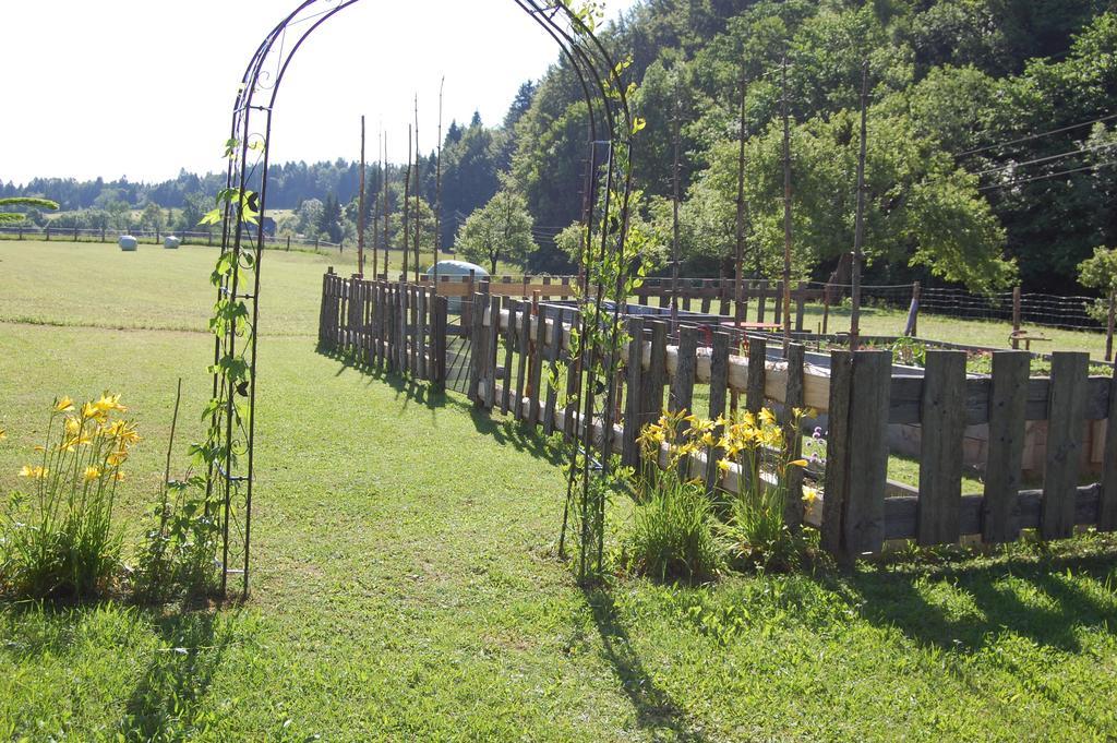 Gasthof Martinihof Latschach ober dem Faakersee Eksteriør bilde