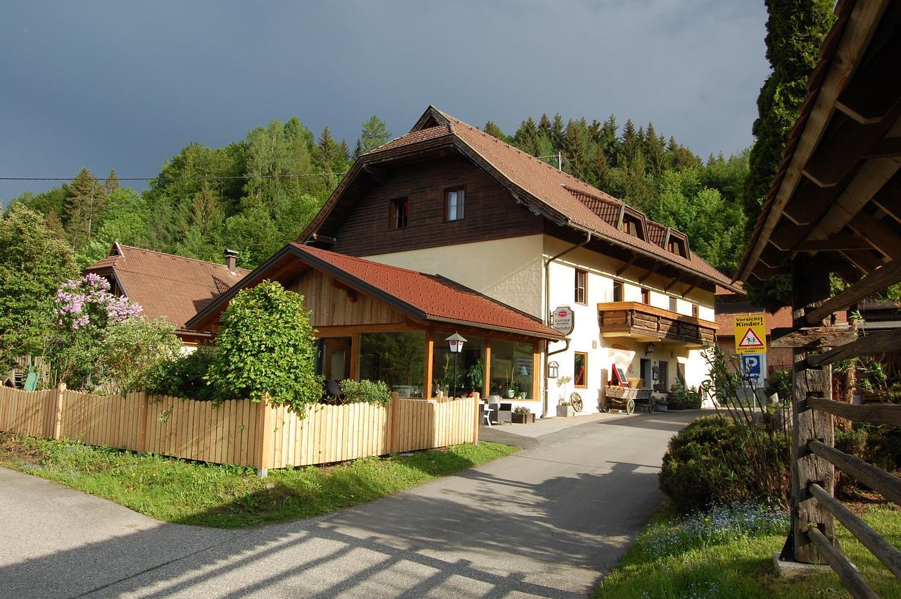 Gasthof Martinihof Latschach ober dem Faakersee Eksteriør bilde