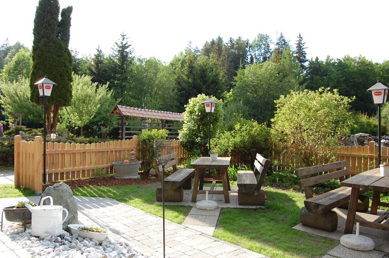 Gasthof Martinihof Latschach ober dem Faakersee Eksteriør bilde